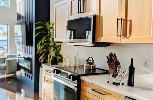 Gaspereaux Apartment | Oyster Creek Chalet 2