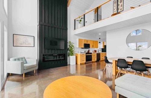 Gaspereaux Apartment | Oyster Creek Chalet 2