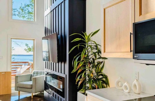 Gaspereaux Apartment | Oyster Creek Chalet 2