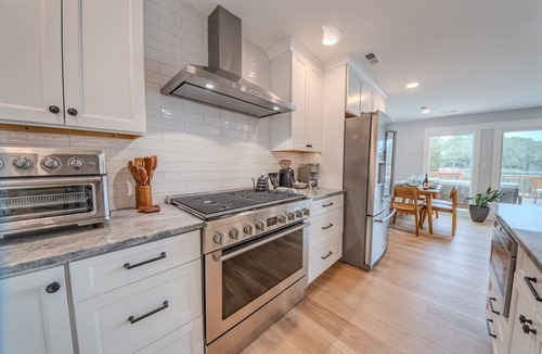 Hudgins House | Oyster Haven/Waterfront Retreat on Lanes Creek/Mathews, VA