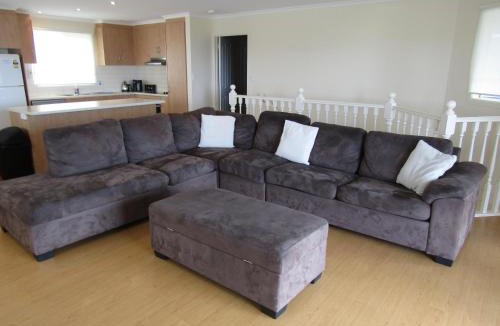 Dalrymple House | Oyster Views