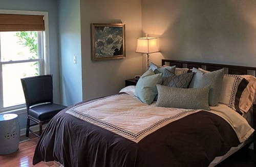 Potosi House | Ozark Country House, 3 bed, 2 bath, large yard, full kitchen, large deck.