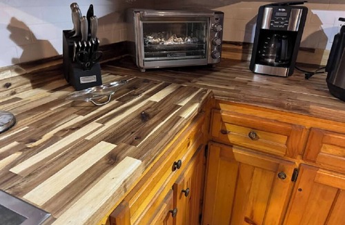 Pelsor Cabin | Ozark Creekside Getaway 130 Acres