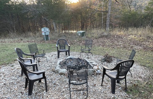 Holiday Island House | Ozark Mtn Hideaway- Deck, Fire Pit, Walk to Lake!