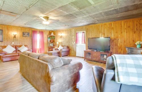 Everton House | Ozark Mtn Views: Secluded Everton Retreat
