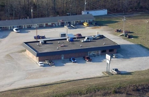 Gainesville Hotel | Ozark Plaza Motel & RV Park