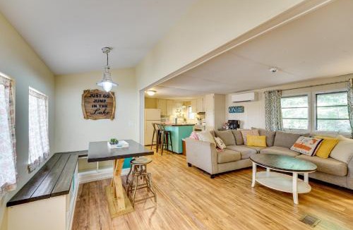 Lost Bridge Village House | Ozarks Family Retreat w/Beaver Lake Access!