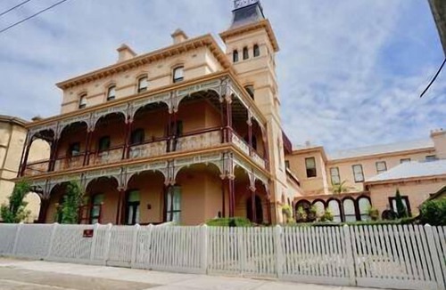 Queenscliff Apartment | OZONE TOWER