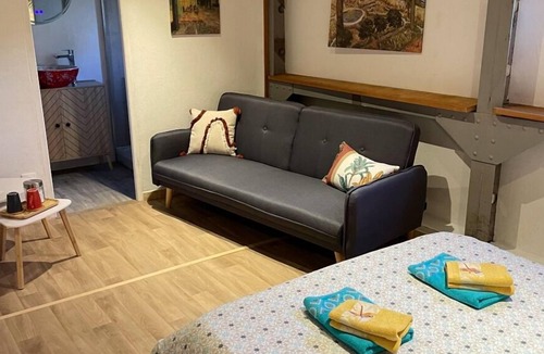 Arles Hotel | Péniche Le Pescalune