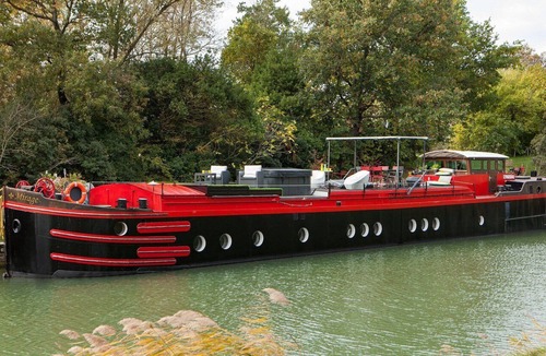 Villalbe Boat Rental | Péniche Mirage, Guest room