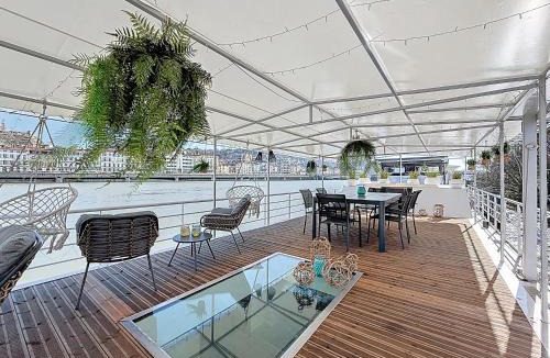 Centre Ville Boat Rental | Péniche MyAmore