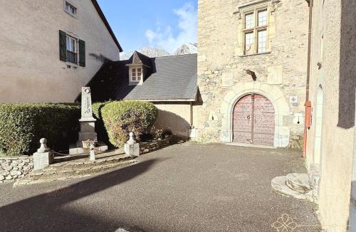 Beost Apartment | Pépite ! Gîte du château de Béost 7-8 personnes