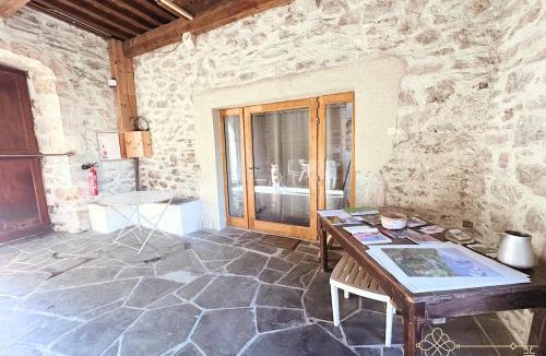 Beost Apartment | Pépite ! Gîte du château de Béost 7-8 personnes