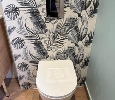 Montcornet House | Pétalya Lodge