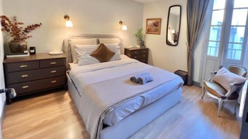 Pezenas Apartment | Pézenas Centre Historique - plages à 20 mn