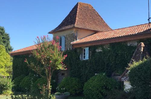 Gamarde-les-Bains Apartment | Pîgeonnier du Rau, avec Parc et Piscine