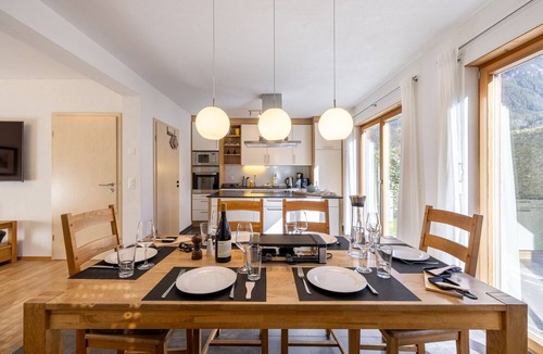 Engadin Scoul House | Pütvia 245F - Scuol