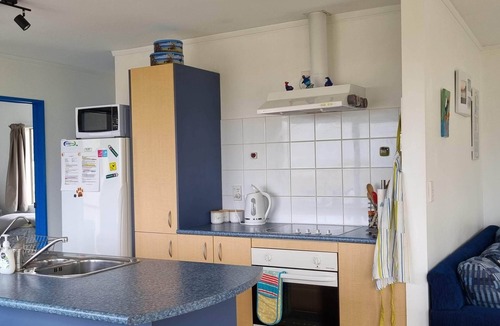 Kennedy Bay House | Pūkeko Retreat- Beachfront