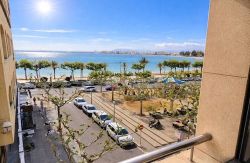 Roses Town Center Apartment | P.C. LLEVANT 3 1 Roses