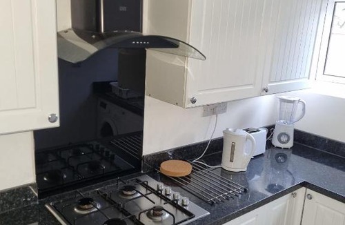 Thornton Heath House | P Home