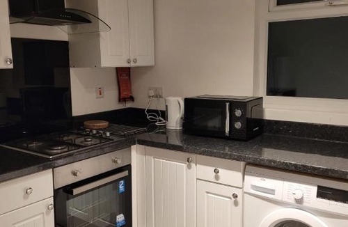 Thornton Heath House | P Home