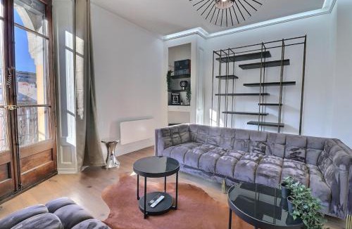 Augustins Apartment | P&R - Confort retro, 1 bdr, in Plainpalais