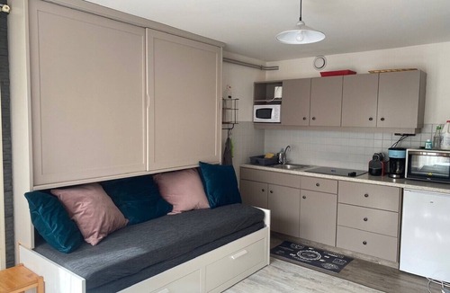 Lans-en-Vercors Apartment | P - Renovated studio sleeps 4 - Week and/or Weekend