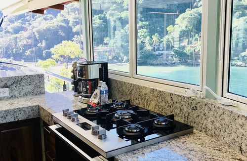 Boca de Tomatlan Villa | P V South Shore Luxury Accommodations