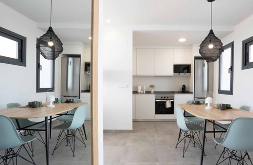 Oliva Apartment | [P1L02]