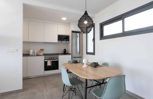 Oliva Apartment | [P1L02]