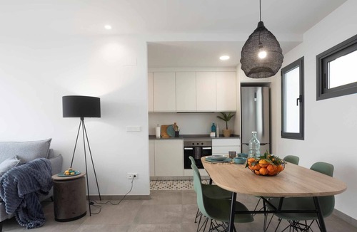 Oliva Apartment | [P1L02]