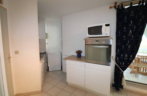 Le Grau-Du-Roi Apartment | P2 Cabin for 6 people with all comfort, parking, swimming pool