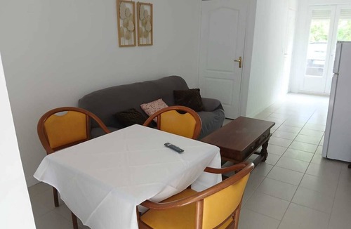 La Ferte-Gaucher Apartment | P2 spacious, not overlooked, pleasant, with parking space