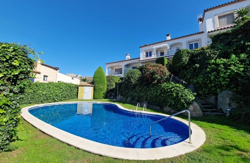 Sant Feliu de Guixols Villa | P2131- FANTASTIC VIEWS, AIR CONDITIONING, POOL AND WIFI