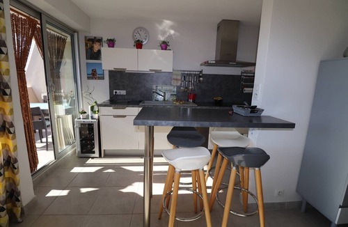 Le Grau-Du-Roi Apartment | P3 luxury terrace swimming pool parking air conditioning wifi