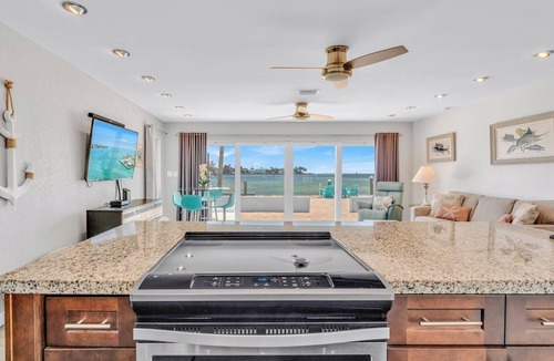 Little Venice House | P31 - 2 bed, 2 bath with Spectacular Open Water on the Vaca Cut