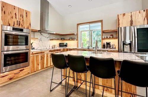 Port Angeles House | Pa Elwha Place