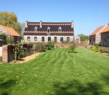 Esquelbecq Bed & Breakfast | Paardenhof Guesthouse