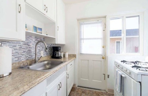 North Pacific Beach Apartment | Pacific Beach Oasis - Walk to the Beach!