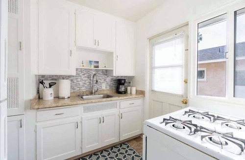 North Pacific Beach Apartment | Pacific Beach Oasis - Walk to the Beach!