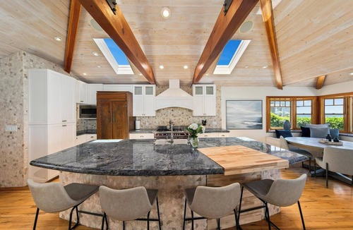 North Pacific Beach House | Pacific Beach Oceanfront Compound with Casita