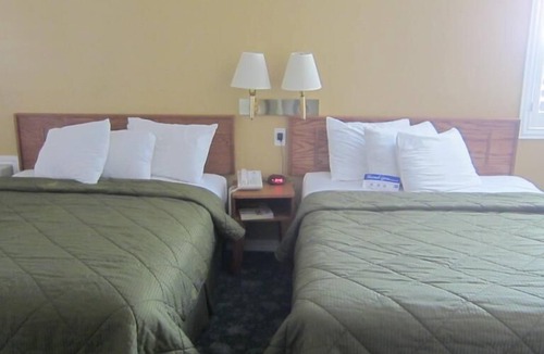 Seaside Hotel | Pacific Best Inn