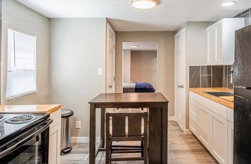 Barelas House | Pacific Edge A - One Bedroom