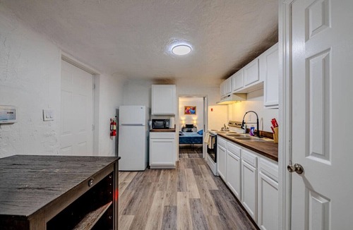 Barelas Apartment | Pacific Edge B - 1 bedroom
