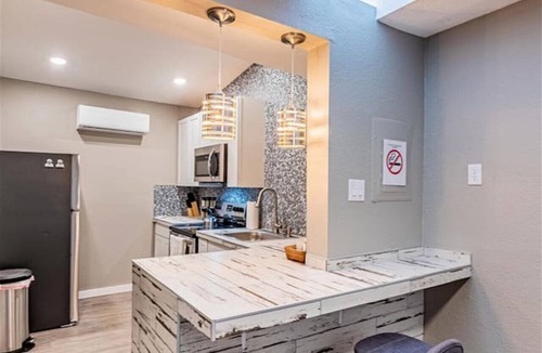 Barelas House | Pacific Edge C - 1 bedroom