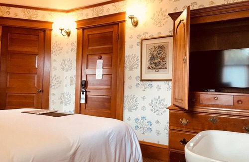 Pacific Grove Hotel | Pacific Grove Inn