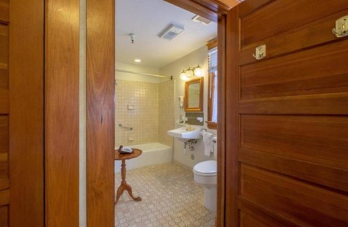 Pacific Grove Hotel | Pacific Grove Inn