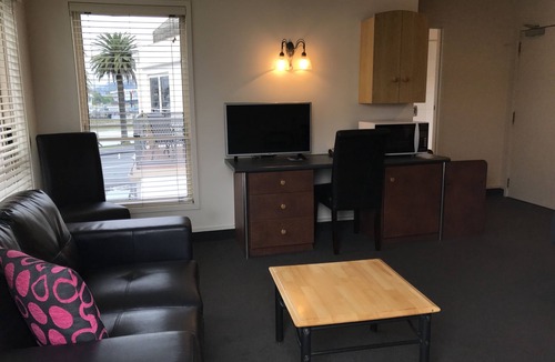 Gisborne Hotel | Pacific Harbour Motor Inn, Gisborne