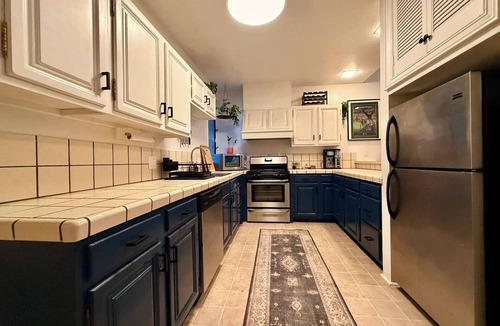 Pacific Heights Apartment | Pacific Heights Artists' Studio Loft
