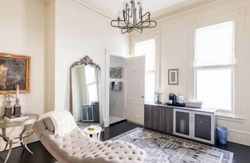Pacific Heights House | Pacific Heights Grand Elegant Studio